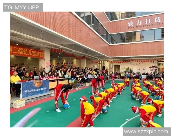 卡通版足球巨星闪亮登场，展现独特魅力与动感风采
